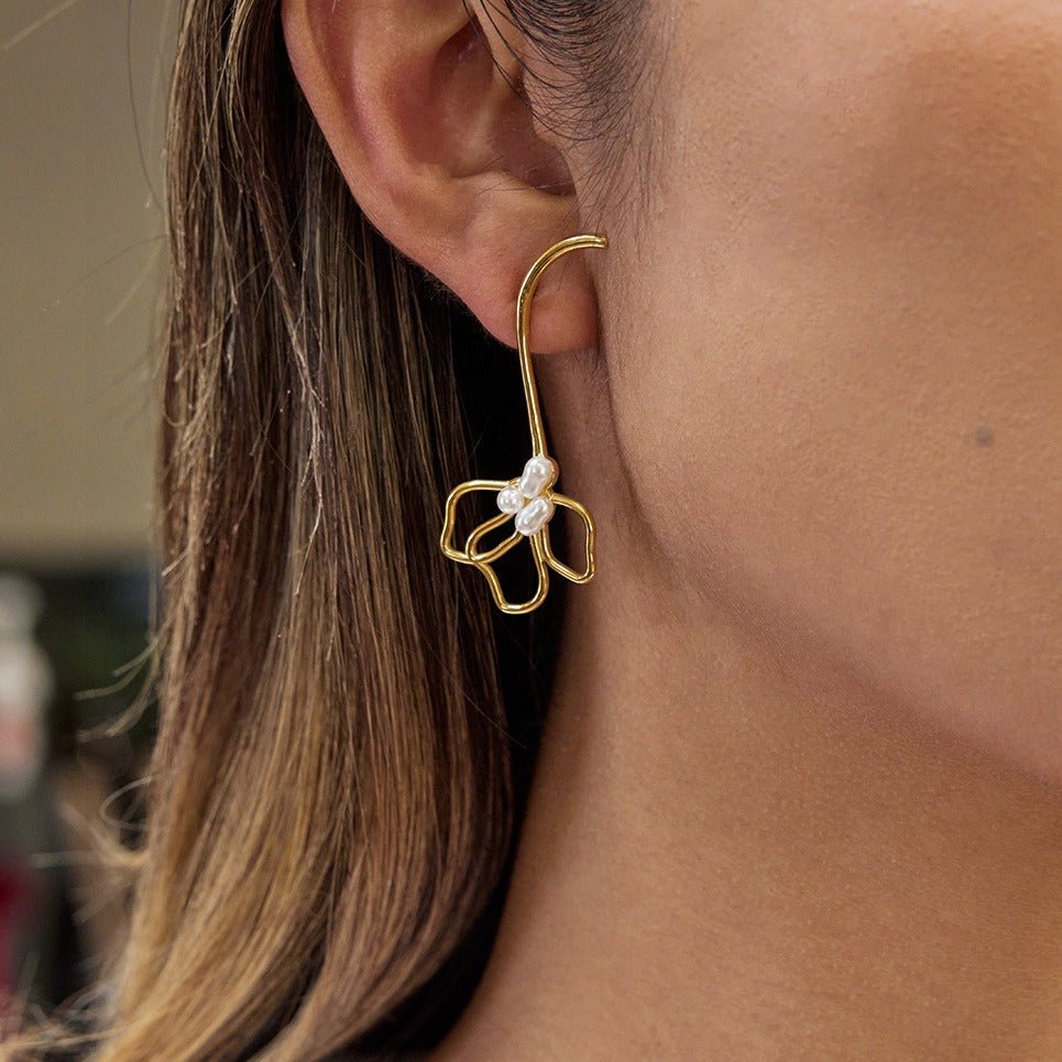 Velóra Auri – Bloom Pearl Studs - VELORÁ