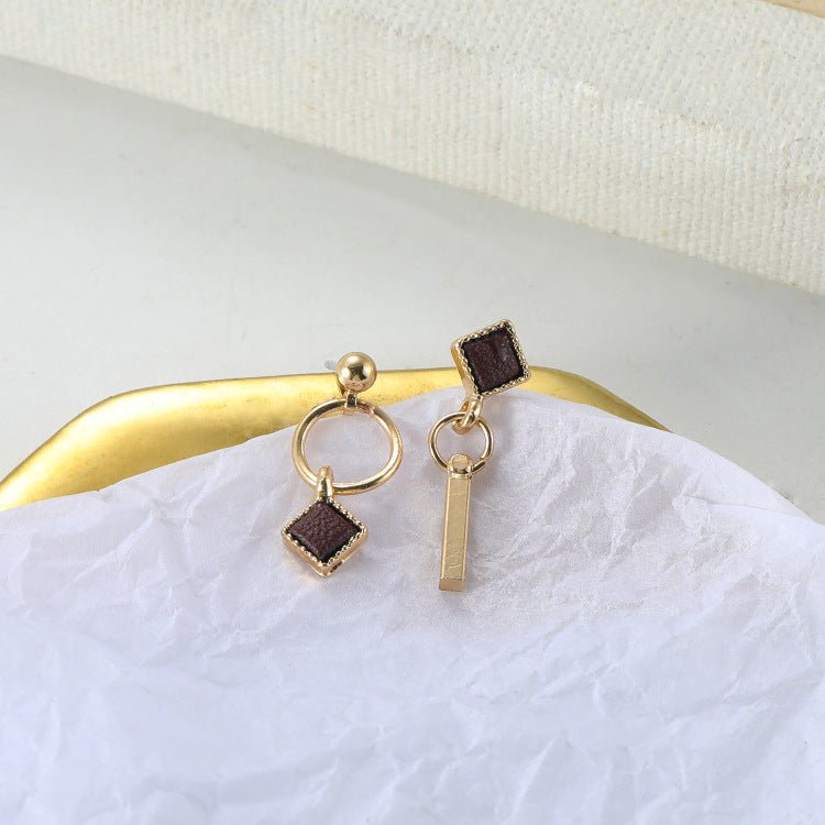 Velóra Auri – Chic Silver Studs - VELORÁ