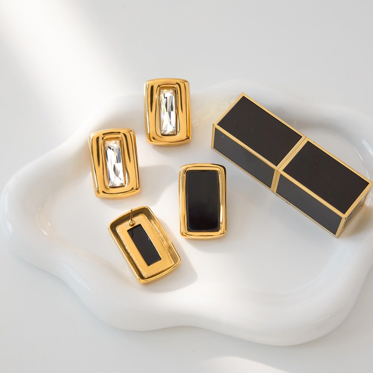 Velóra Auri – Square Zircon Studs - VELORÁ