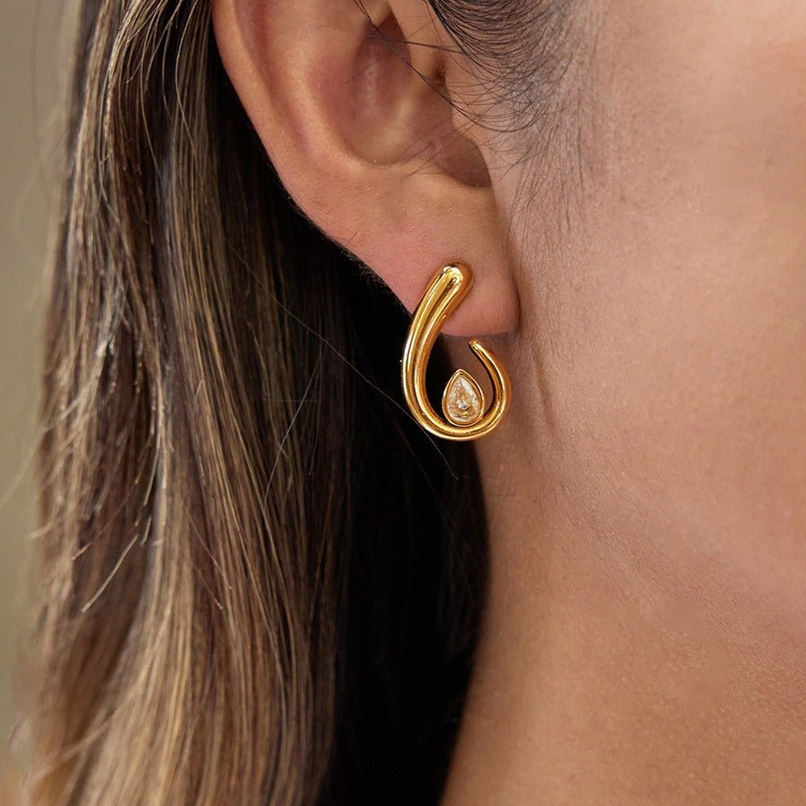 Velóra Auri – Teardrop Zircon Studs - VELORÁ