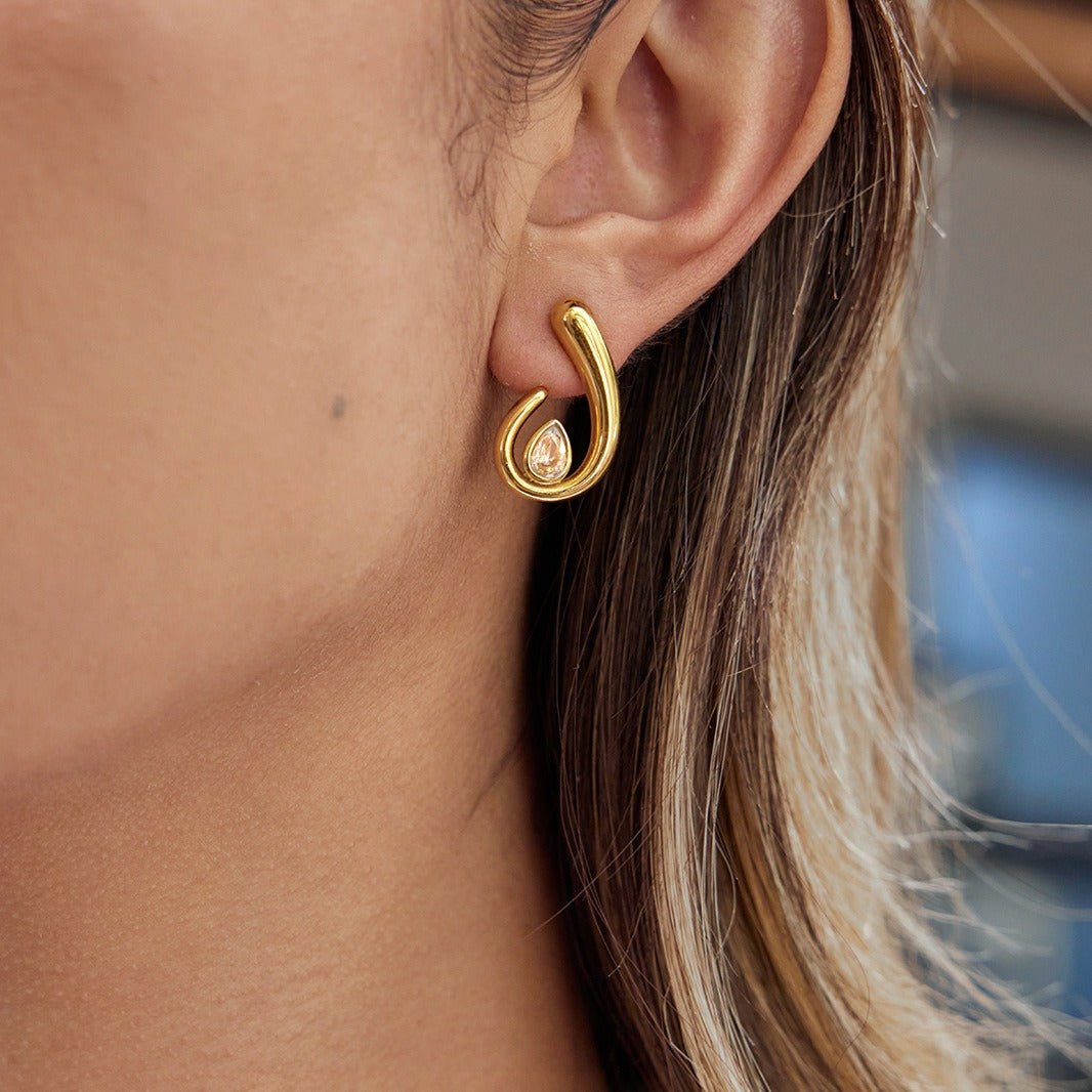 Velóra Auri – Teardrop Zircon Studs - VELORÁ
