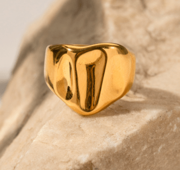 Velóra Bold Gold Ring - VELORÁ