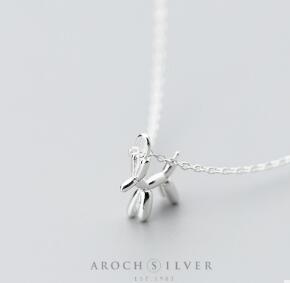 Velóra Canine Charm Necklace - VELORÁ