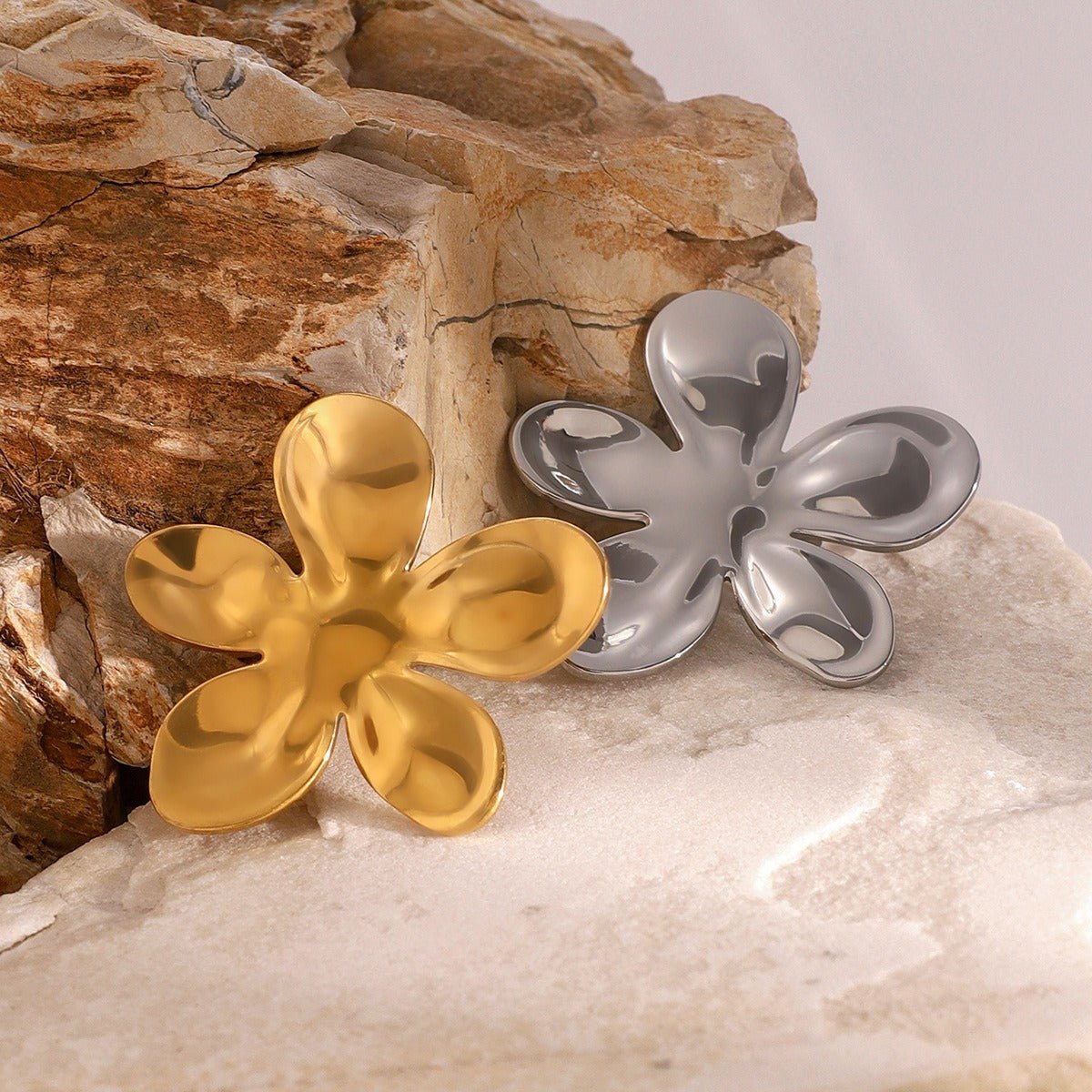 Velóra Éclat – Floral Luxe Brooch - VELORÁ