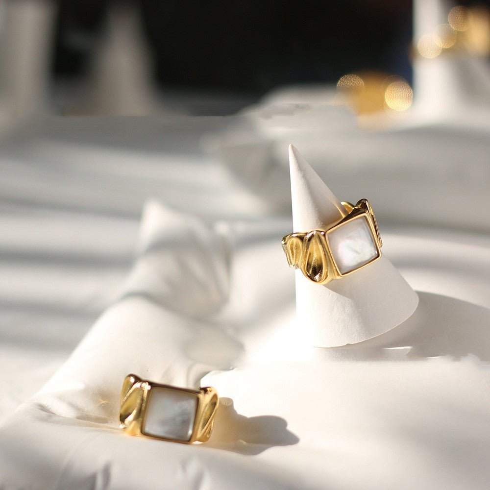 VELÓRA MARÉA Shell Ring - VELORÁ