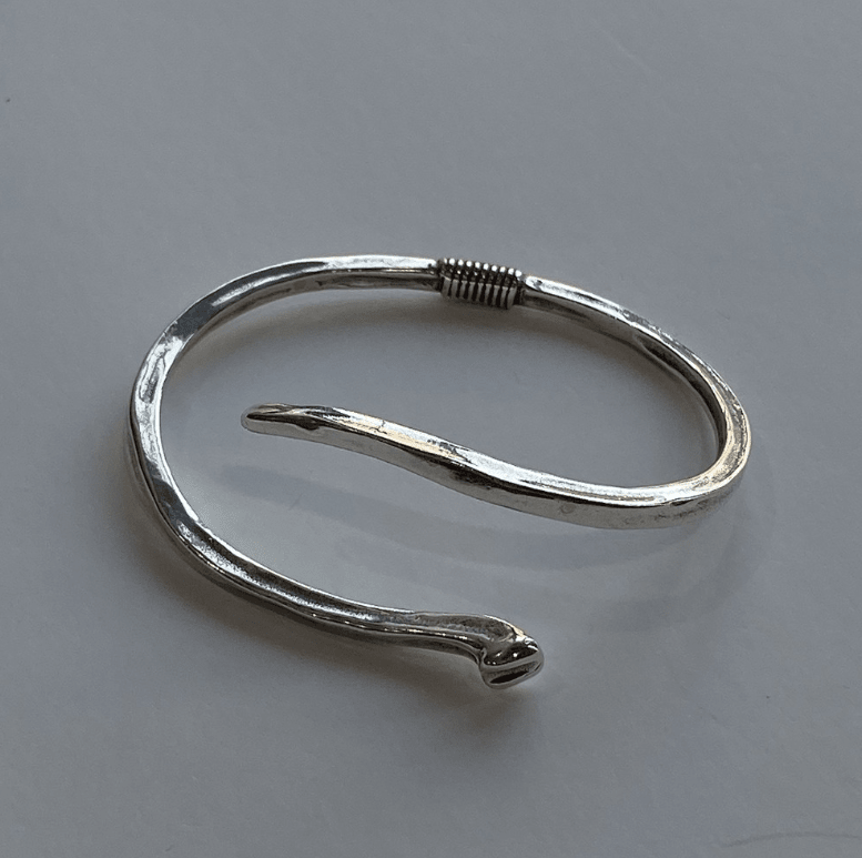 Velóra Nail Edge Bracelet - VELORÁ