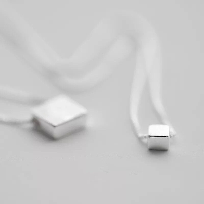 VELÓRA QUADRA Necklace - VELORÁ