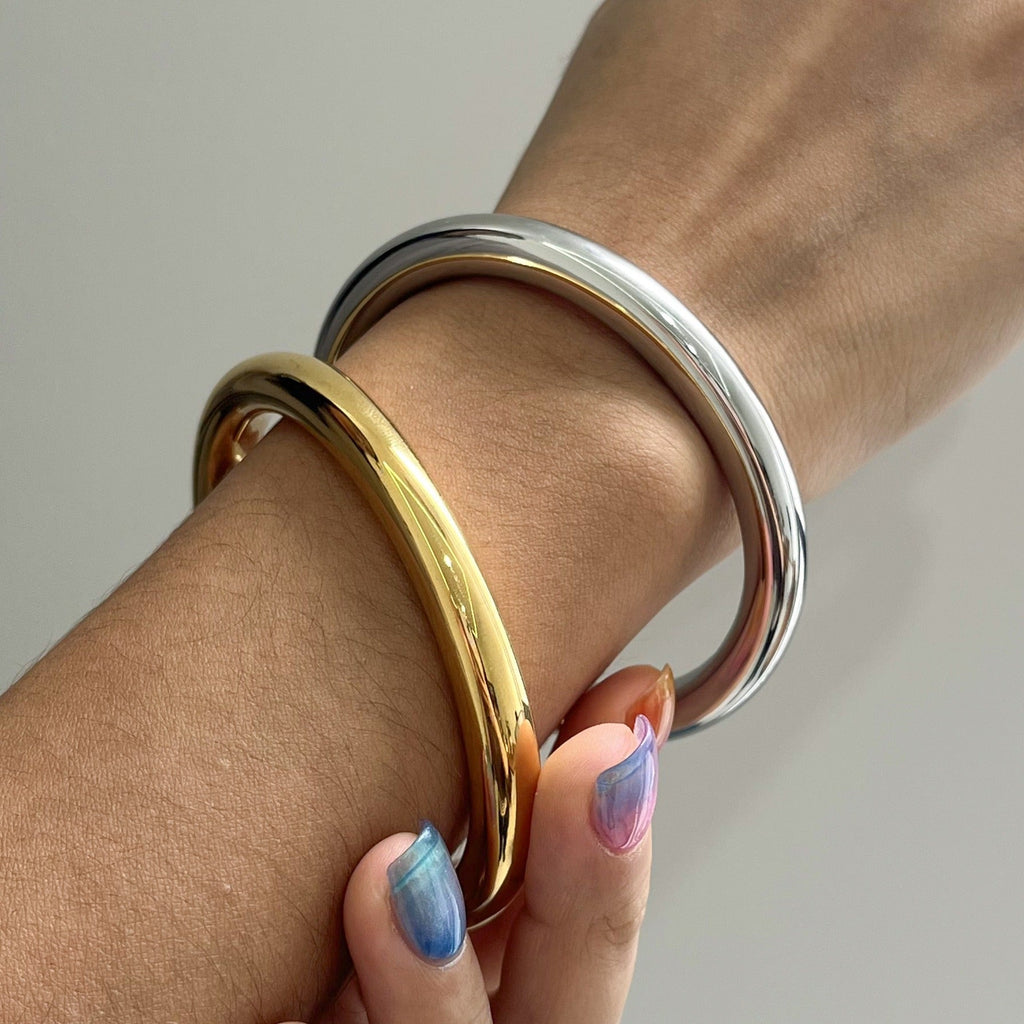 Velóra Sélene – Open Grace Cuff - VELORÁ