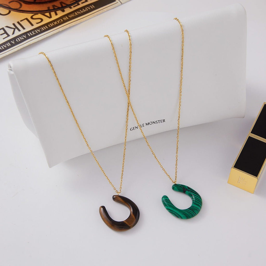 Velóra Sélene – Tiger’s Eye & Malachite Horseshoe Pendant - VELORÁ