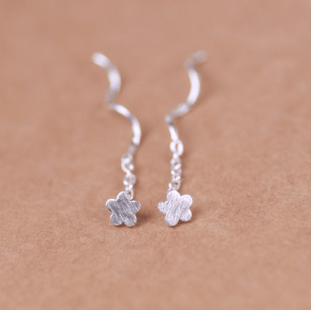 Velóra Textured Threader Earrings - VELORÁ
