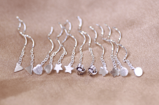 Velóra Textured Threader Earrings - VELORÁ