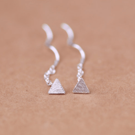 Velóra Textured Threader Earrings - VELORÁ