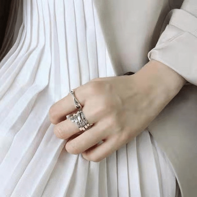 VELÓRA TWIST Ring - VELORÁ