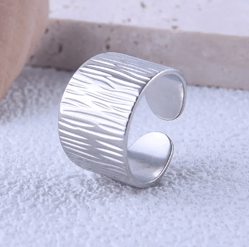 VELÓRA VANTÉ Steel Ring - VELORÁ